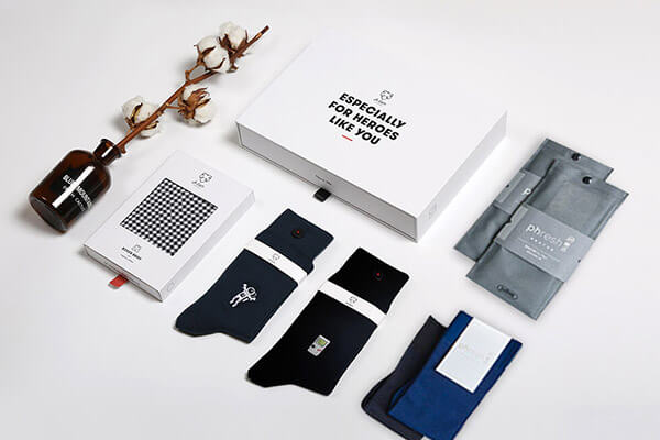 High Quality Custom Logo Fashion Trendy Socks Personalized Colorful Unisex Hosiery Custom Sample Socks