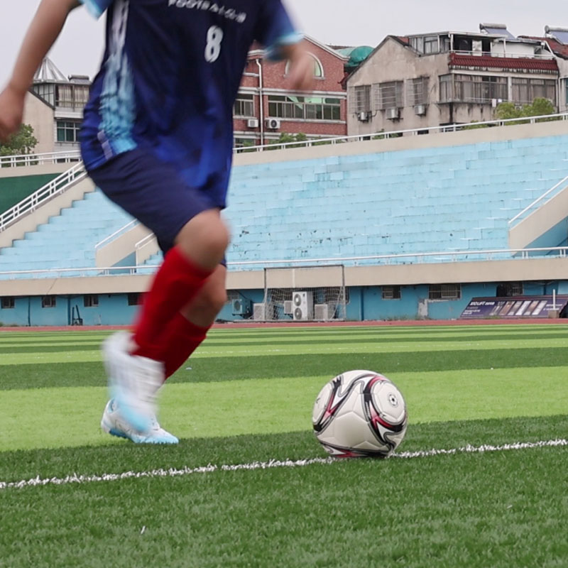 Tackling the Turf How Anti-Slip Football Socks Enhance Performance