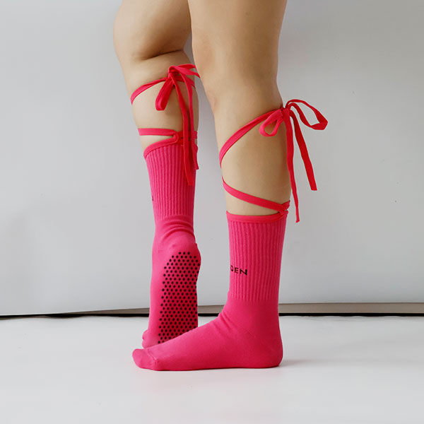 Yoga Socks Pilates Anti-Slip Professional Women's Anti-Slip Socks with Straps
