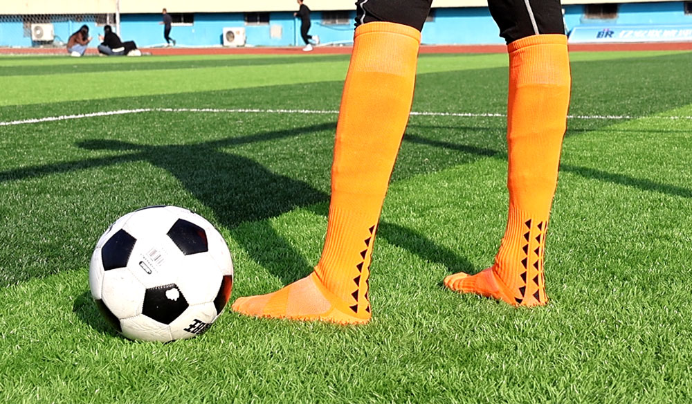 Grip socks vs Sport socks Which is Better For soccer Game