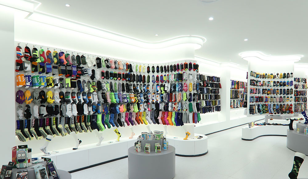 How To Get Wholesale Price Custom Grip socks custom socks manufacturer sample room